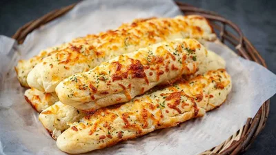 Сирні палички на кефірі – смачний перекус без випікання