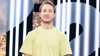 "500 человек в трусах смотрят и шепчутся", - Александр Терен о самом неприятном свидании на Холостяке-13