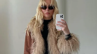 Стильне афганське пальто - модна заміна пуховика цієї зими