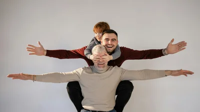 Привітання з Днем сина: найкращі картинки для найріднішого