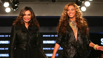 Мама Бейонсе эмоционально отреагировала на слухи о 10 млн долларов за поддержку Камалы Харрис