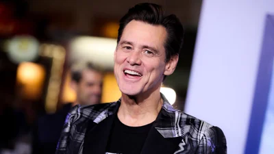 Джим Керрі зголив волосся, яке відрощував 1,5 року – відео стало вірусним