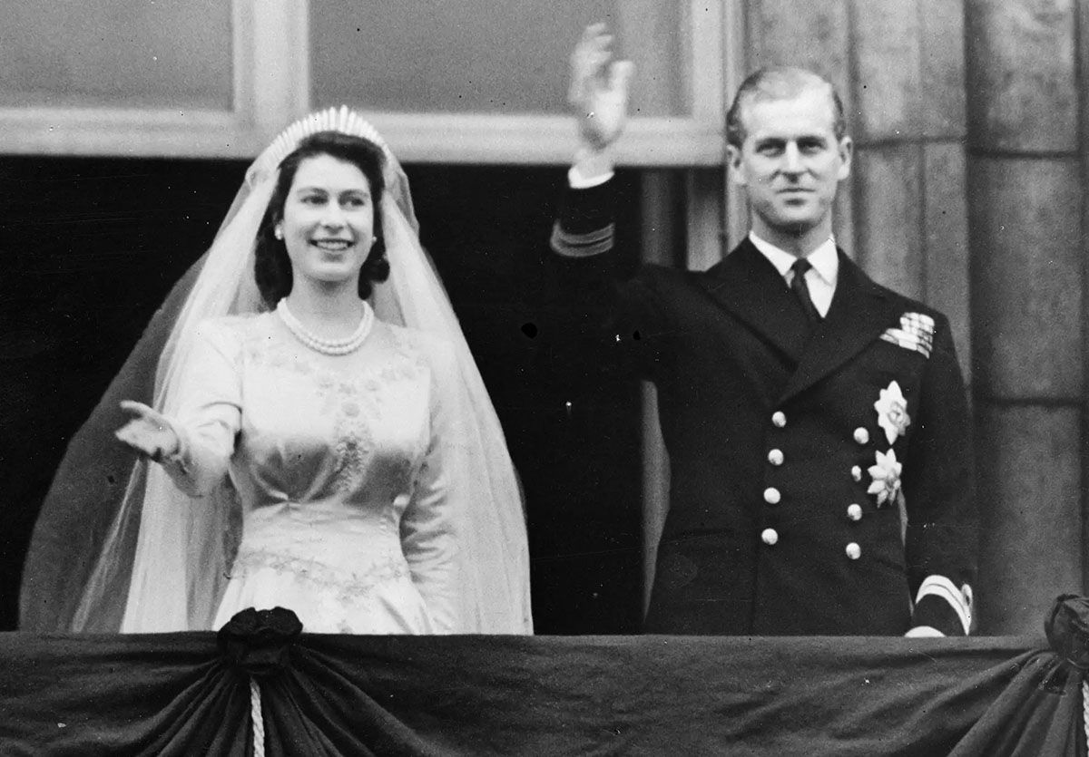 Как 75 лет назад прошла свадьба века Елизаветы II и принца Филиппа - все детали и фото - фото 660855