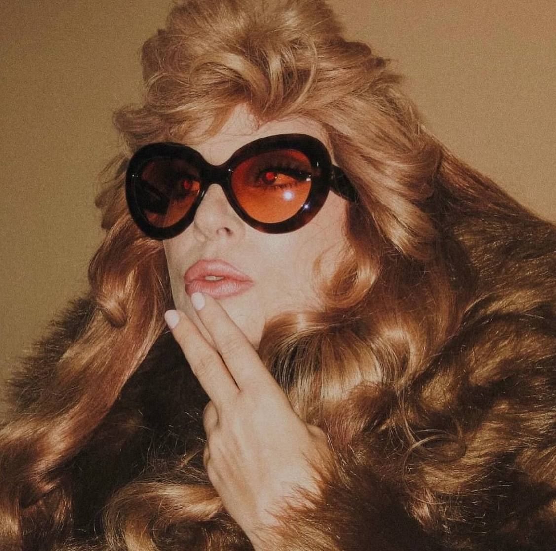 В стиле 70-х: украинский фотограф запечатлела эпатажную Lady Gaga - 660893 В стиле 70-х: украинский фотограф запечатлела эпатажную Lady Gaga - фото 660893
