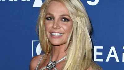 Бритни Спирс рассказала о танцевальных травмах - фотографии шокировали поклонников