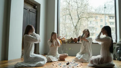 Загляни в будущее: три простых способа гадания на Екатерины