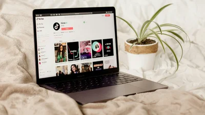 TikTok выбрал самое популярное видео, и ты точно знаешь трек из него