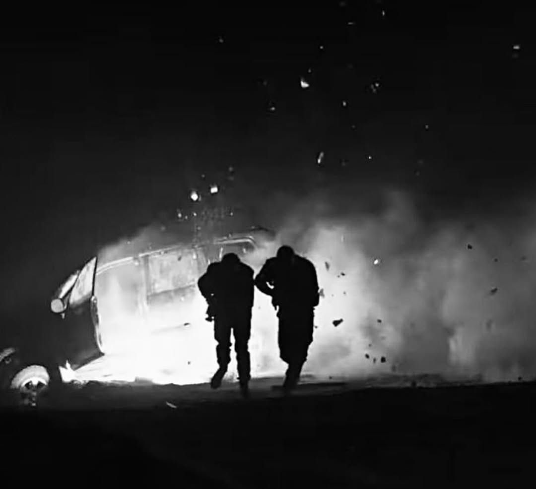 Вибух з одного дубля. - 663309 Вибух з одного дубля. - фото 663309