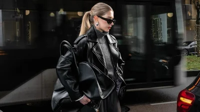 Близнецы постоянно начинают новую жизнь, Рыбы ищут отношения, похожие на драму: гороскоп на 3 декабря