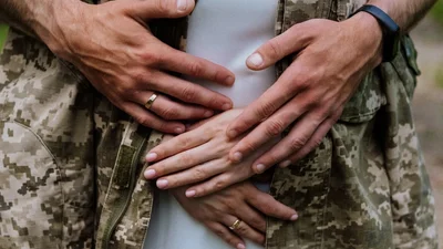 Нежные поздравления с Днем ВСУ любимому, которые помогут выразить всю любовь