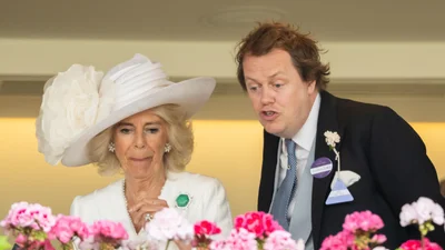 "Були пекельні роки": син королеви Камілли цього року приєднається на Різдво до монархів