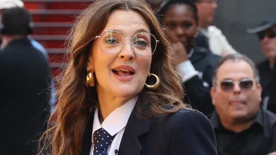 Дрю Бэрримор рассказала о своих страданиях перед менопаузой