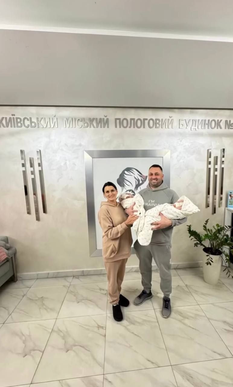 Ліза Глінська народила двійню - трепетне фото й відео малюків - 668757 Ліза Глінська народила двійню - трепетне фото й відео малюків - фото 668757