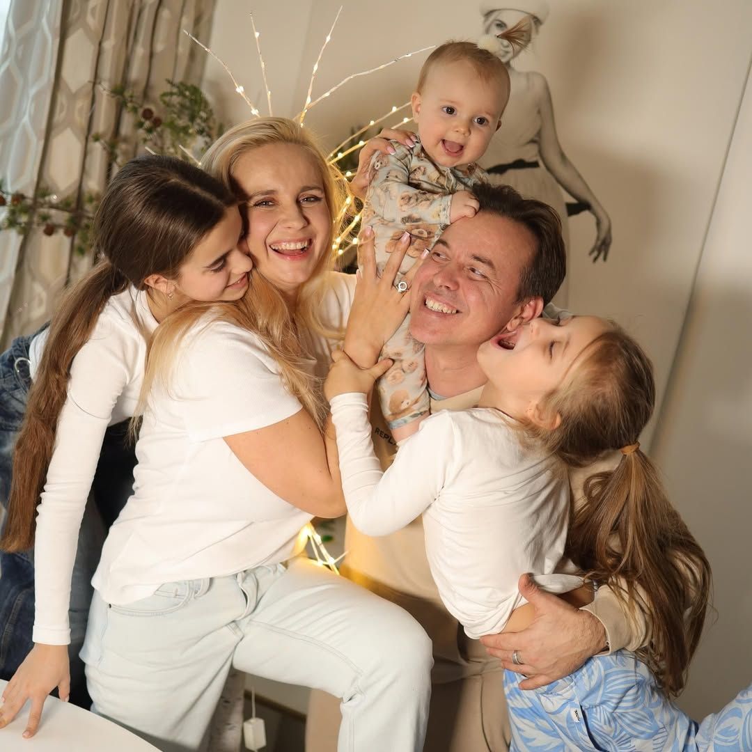 Родина Лілії Ребрик - 669947 Родина Лілії Ребрик - фото 669947