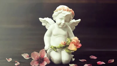 День ангела Марии 2025 - невероятные открытки и стихи, которые точно понравятся имениннице