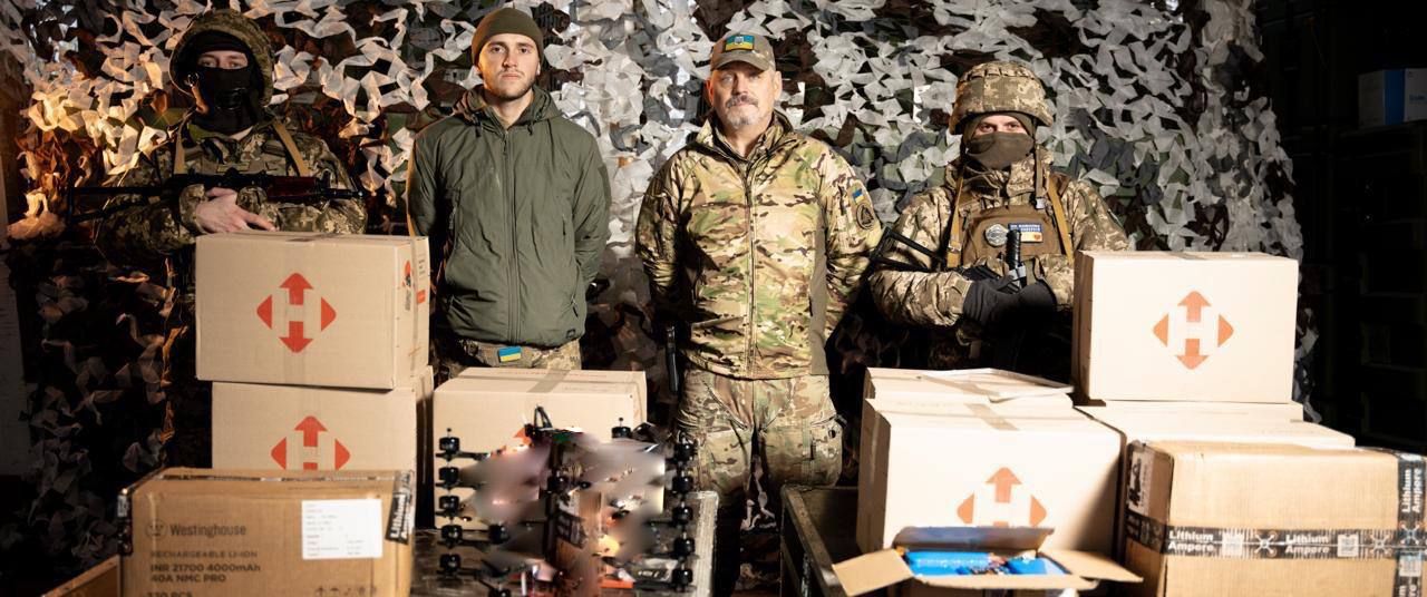 Люкс ФМ купив дронів на 1 000 000 гривень, щоб передати ЗСУ: різдвяні подаруночки вже у наших військових - 670791 Люкс ФМ купив дронів на 1 000 000 гривень, щоб передати ЗСУ: різдвяні подаруночки вже у наших військових - фото 670791