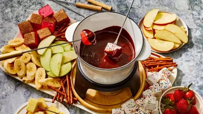 Свято для ласунів: легкі новорічні десерти для тих, хто не встигає