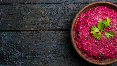 Доедаем шубу: почти детективная история традиционного салата