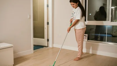 Будь в форме: как пройти 10 тысяч шагов, не выходя из дома