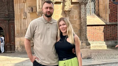 Альона Омаргалієва на фоні чуток про розлучення показалась з Тамерланом: пара має щасливий вигляд