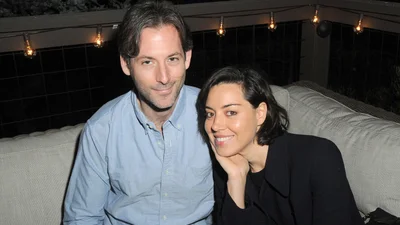 В Лос-Анджелесе умер известный режиссер, муж звезды сериала "Белый лотос": это было самоубийство