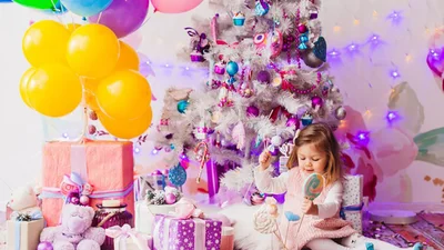 Милые поздравления С днем дочери 2025 - особенные слова и открытки, которые точно растрогают до слез всех мам