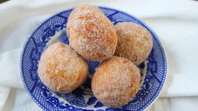 Творожные шарики – вкусный десерт, который заменит пончики