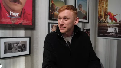 Актер Александр Рудинский объяснил, как получил роль в сериале, который продюсировал Джордж Клуни