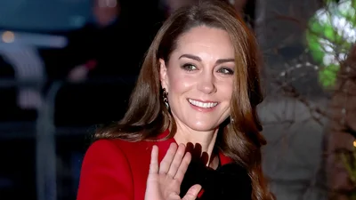 Королівська родина привітала Кейт Міддлтон з днем народження — фото