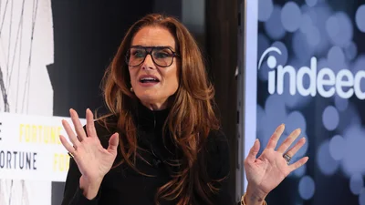 Брук Шилдс шокировала историей, как хирург без ее согласия сделал интимную операцию