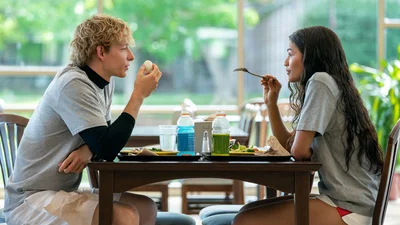 3 фільми про кохання, які вийшли у 2024 році та завоювали наші серденька