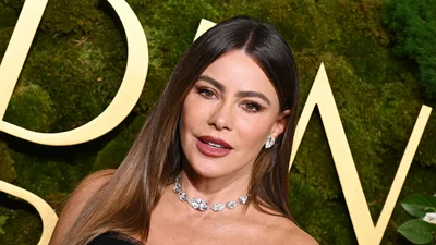 Какая шустрая: похоже, что 52-летняя София Вергара закрутила новый роман с 40-летним автогонщиком