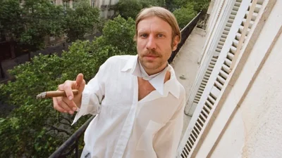 Иван Дорн на вечеринке с россиянами: скандал, который всколыхнул соцсети