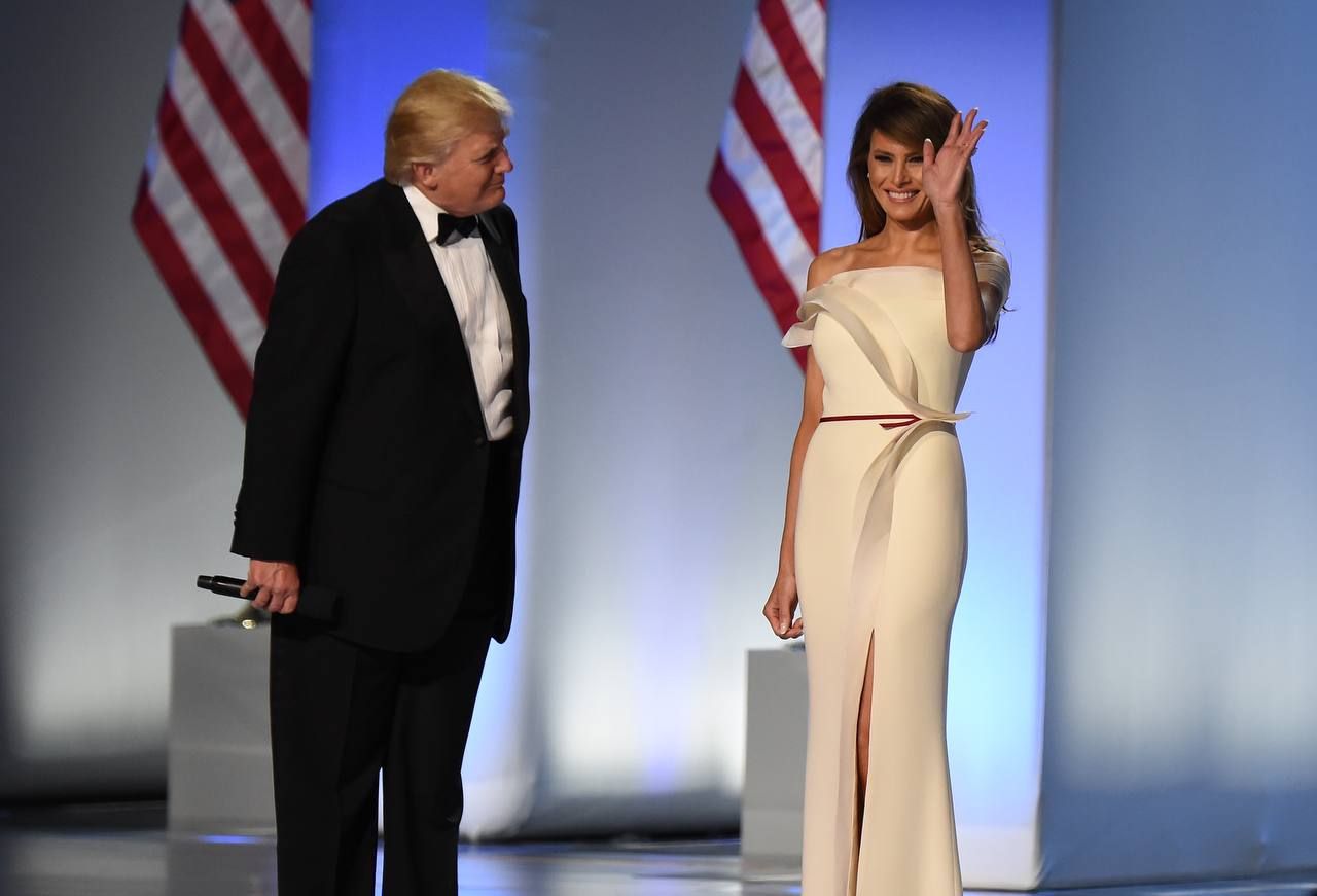 Чим здивувала Меланія Трамп на минулій інавгурації та як змінився її стиль - фото - фото 678962