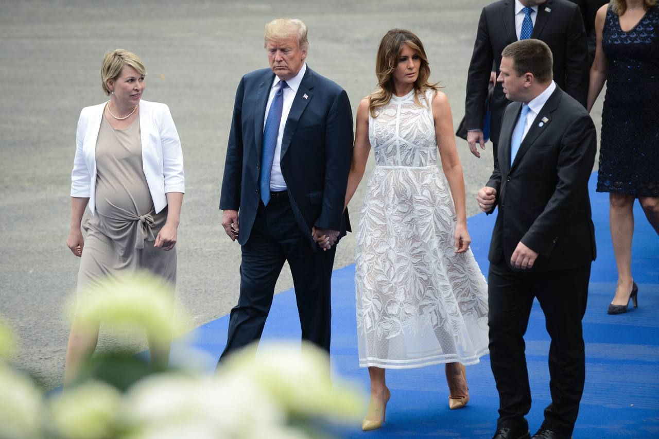 Модні бренди не дають вбрання Меланії Трамп для івангурації чоловіка - фото 679113