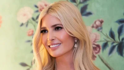 Иванка Трамп "слизала" лук на инаугурацию отца из сериала "Рассказ служанки"