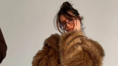 Звездное чтиво: Надя Дорофеева порекомендовала книгу о Крыме