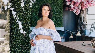 Лиза Глинская умилила сеть видео с дочками и пушистыми любимцами