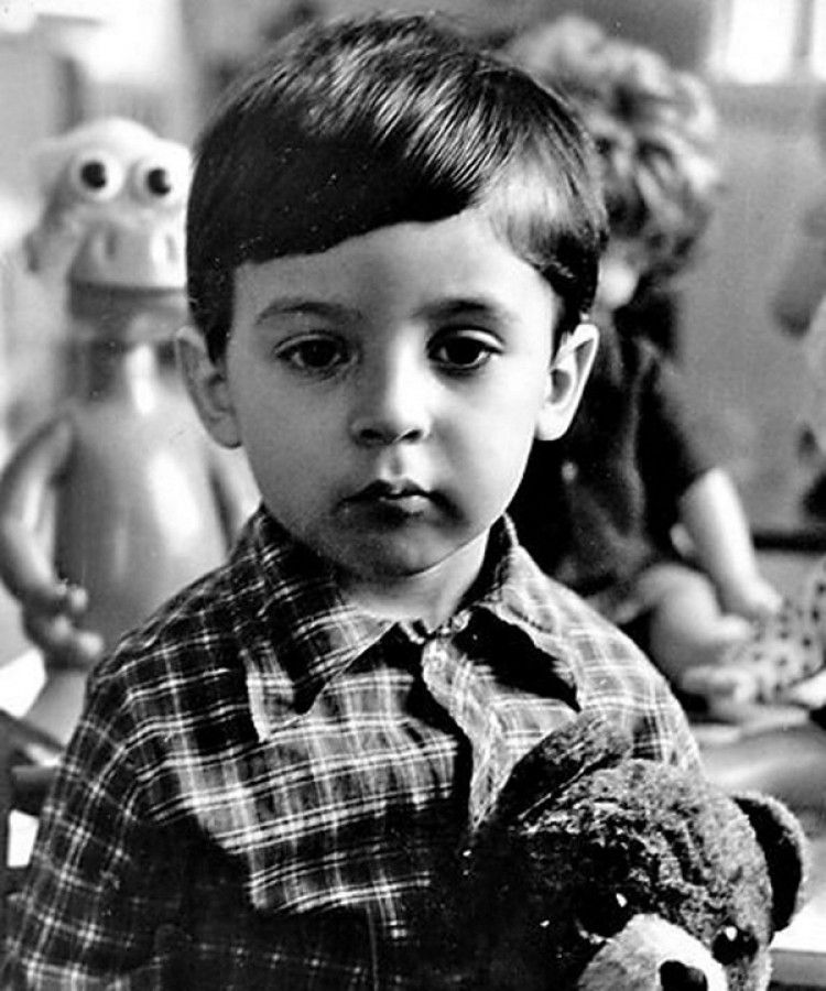 Владимир Зеленский отмечает день рождения: памятные архивные фотографии политика - 680989 Владимир Зеленский отмечает день рождения: памятные архивные фотографии политика - фото 680989