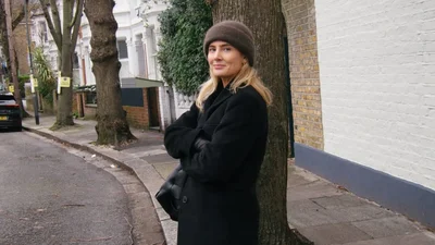 Меланхолия и элегантность: как повторить стиль британских модниц этой зимой