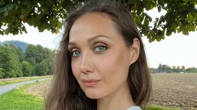 Евгения Власова о болезни: "Люди подходят и спрашивают, а она жива"