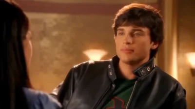 Звезда сериала "Тайны Смолвиля" попал в тюрьму, и на этом фото его не узнать