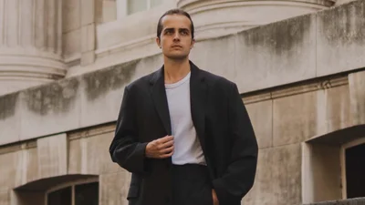 Внук Софии Ротару, который сбежал за границу. анонсировал новый музыкальный трек