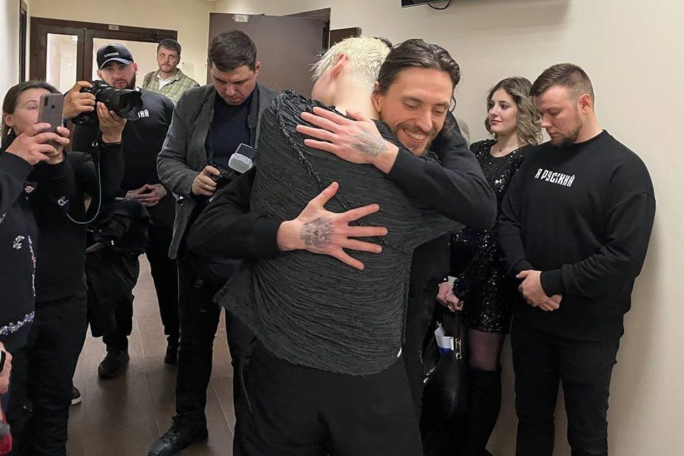 Путинист Сергей Полунин встретился с Шоном Пенном, который поддерживает Украину - 682993 Путинист Сергей Полунин встретился с Шоном Пенном, который поддерживает Украину - фото 682993