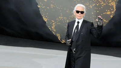 На аукцион выставили необычную коллекцию Карла Лагерфельда: никогда не догадаешься, что собирал дизайнер