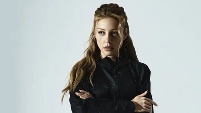 Тина Кароль должна была записать песню "Стерва" с известным ведущим, но он "не потянул"