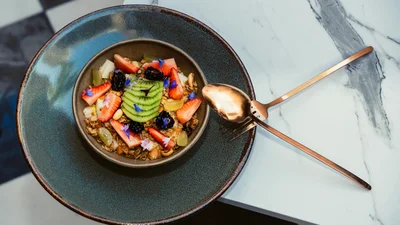 Гастрономический тренд 2025 года: почему ты должна попробовать балканский завтрак