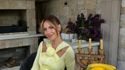 "Вагітну" Лесю Нікітюк потягнуло на солоне: неочікувані фото з вікенду знаменитості