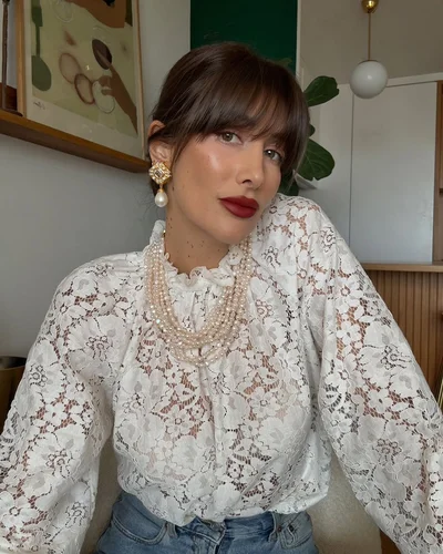 Стрижка з подовженим чубчиком - фото 685549