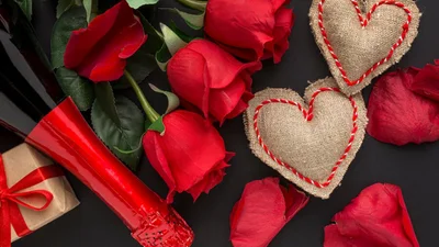 Короткие поздравления с Днем всех влюбленных 2025 с прикольным вайбом